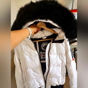 White and cozy bomber jacket